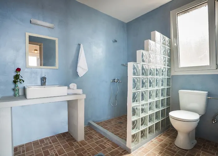 Magganos Sunset Villa *